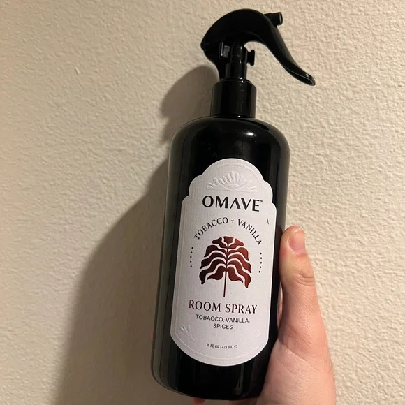 TOBACCO VANILLA & SPICES Room Spray by OMAVE - Picture 1 of 2